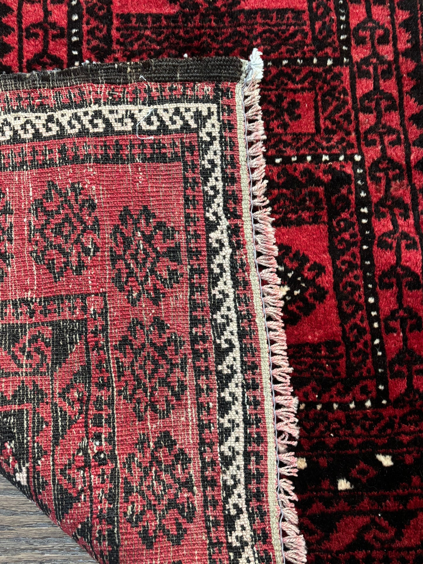 Turkmen rug geometric
