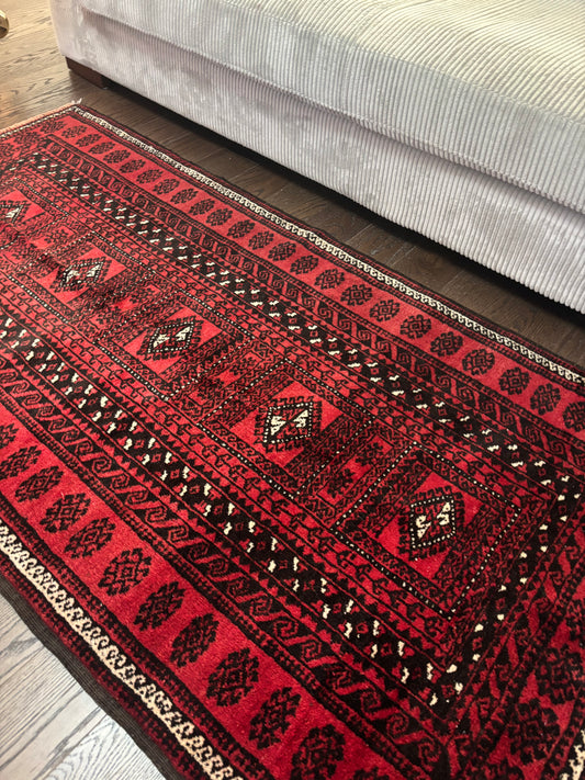 Turkmen rug geometric
